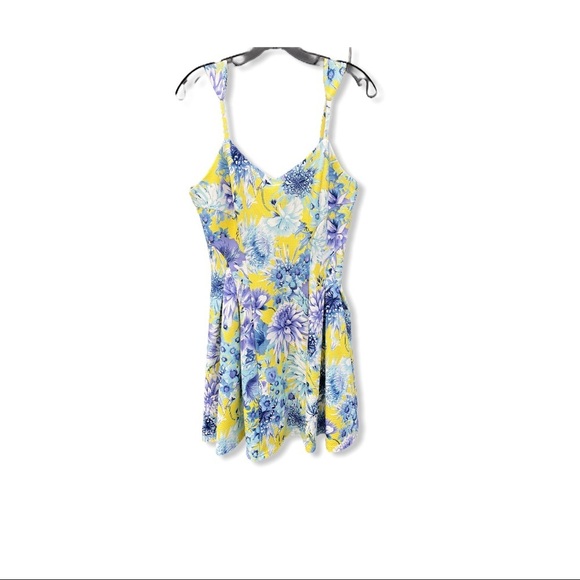 J.O.A. Floral Sundress - Picture 9 of 9